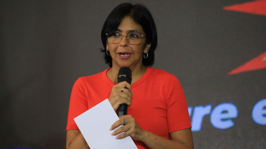 Delcy Rodríguez durante la jornada de Cierre debate y acción de las