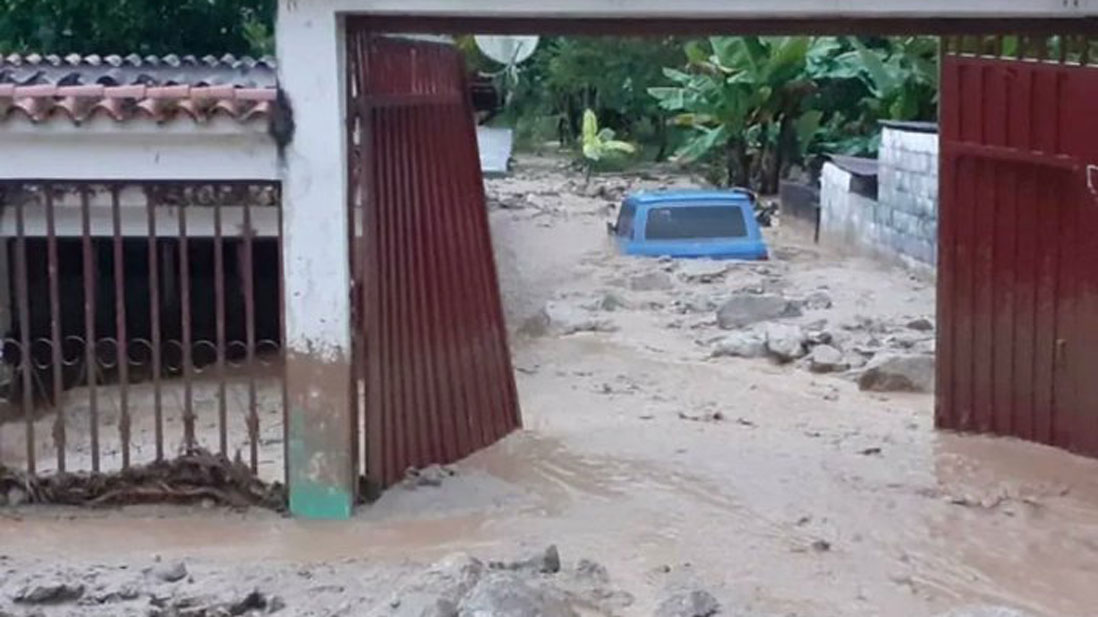 Lluvias en Mérida han causado destrozos