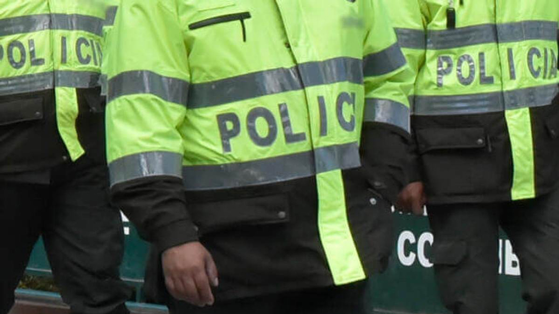 Asesinan a dos policías colombianos en operación al sur de Bogotá