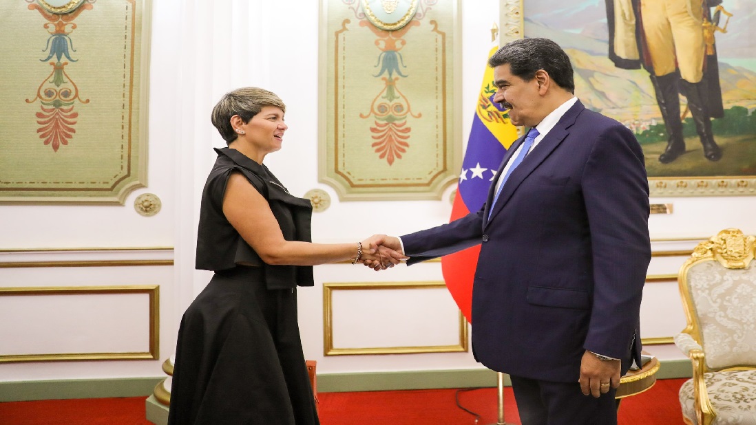Jefe de Estado se reúne con primera dama de Colombia para integración cultural