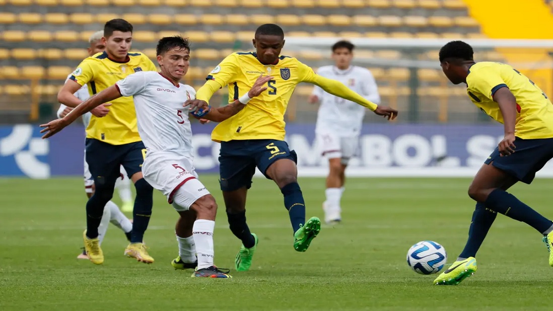 Ecuador le empata a Venezuela en el 91 y Colombia clasifica al Mundial