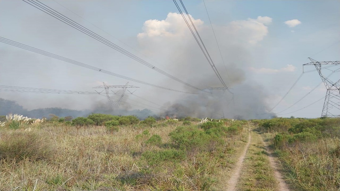 Un incendio sacó de funcionamiento una línea de 500 kV
