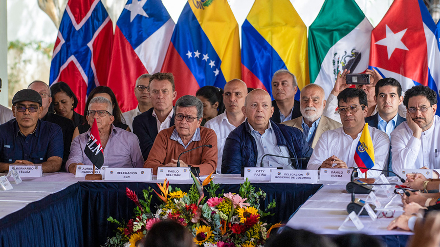 En busca del cese al fuego: Gobierno de Colombia y el ELN abren el ...