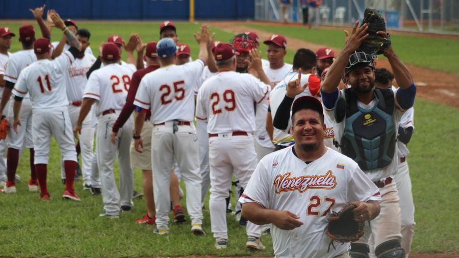 Selección venezolana de béisbol derrotó 43 a Puerto Rico en su estreno