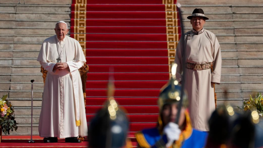 Papa Francisco desea que "pasen las nubes oscuras de la guerra"