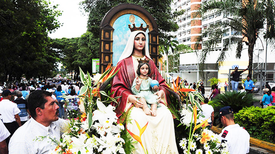 Portuguesa celebra el 372 aniversario de la aparición de Nuestra Señora ...