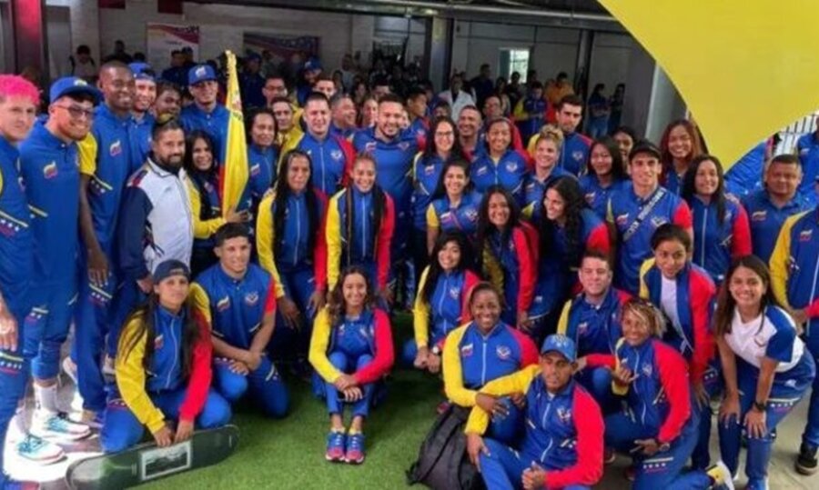 Venezuela abanderó delegación para Juegos Panamericanos de Chile 2023 -  Prensa Latina