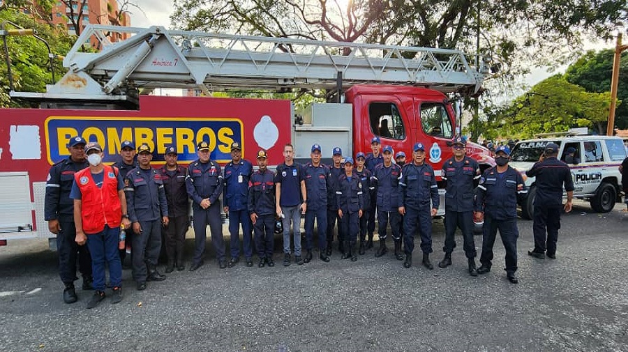Grupo de bomberos forestales de Venezuela se encuentra en Bolivia
