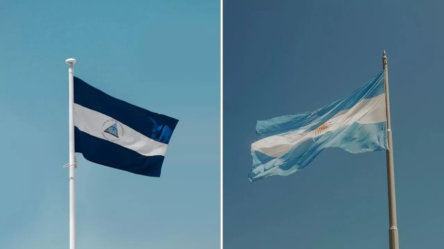 Banderas de Nicaragua y de Argentina (Unsplash)