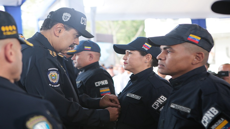 Presidente Maduro asciende a funcionarios de las fuerzas de seguridad 