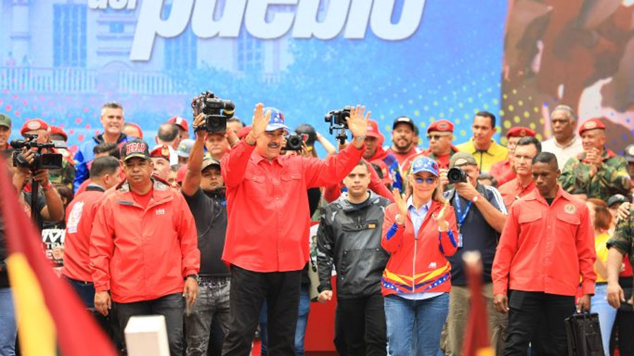 Presidente Maduro: Pueblo venezolano ha asumido la vanguardia en discusión 