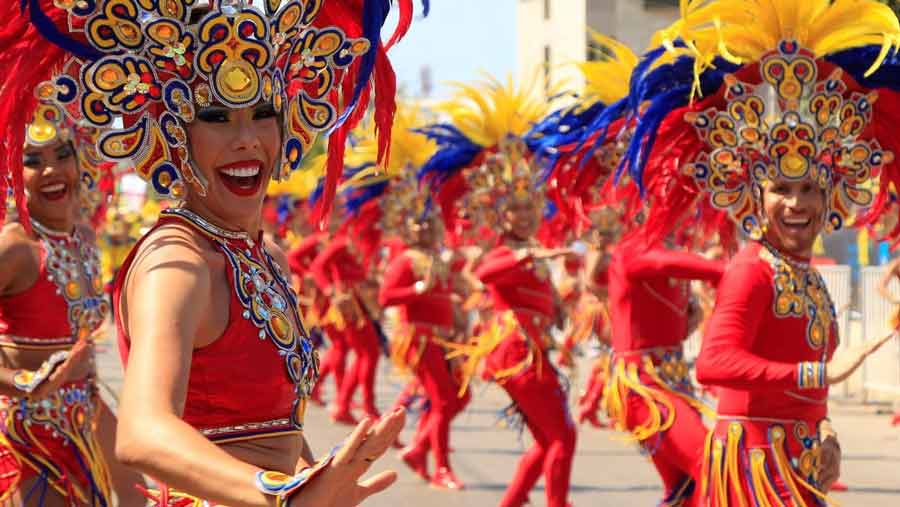 Barranquilla Se Paraliza Para Celebrar El Carnaval Más Tradicional De ...