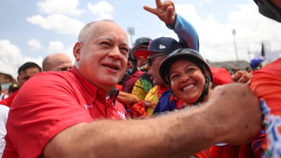 Diosdado Cabello: No habrá guarimbas ni sanciones que puedan con el pueblo