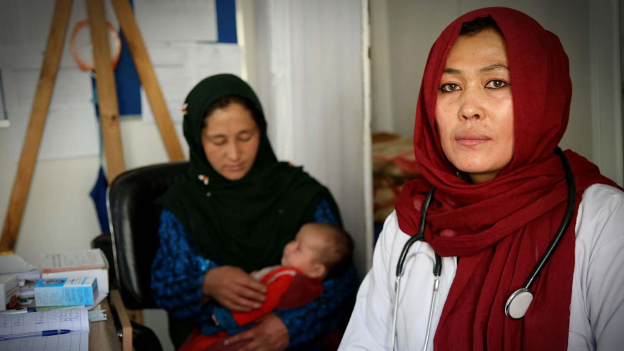Reino Unido aumenta su ayuda en salud sexual a mujeres en Gaza