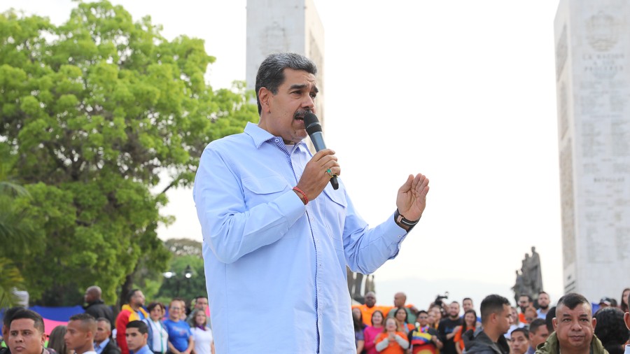 Maduro advierte sobre planes de 