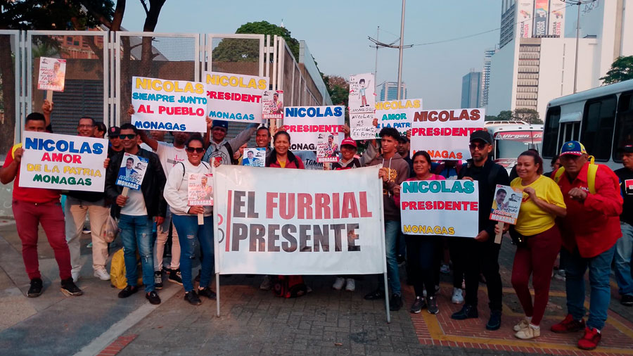 (+Fotos) Así se desarrolla la movilización en apoyo a Nicolás Maduro