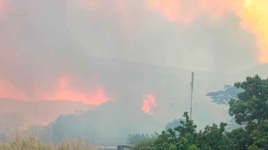 Incendio forestal en Parque Henri Pittier