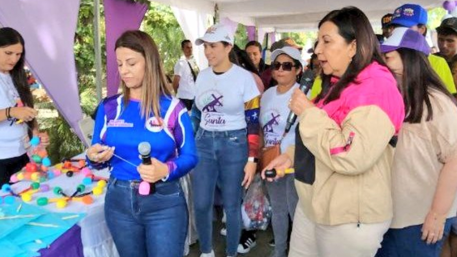 Alcaldesa Carmen Meléndez acompañó la Toma Cultural y Juegos Tradicionales 