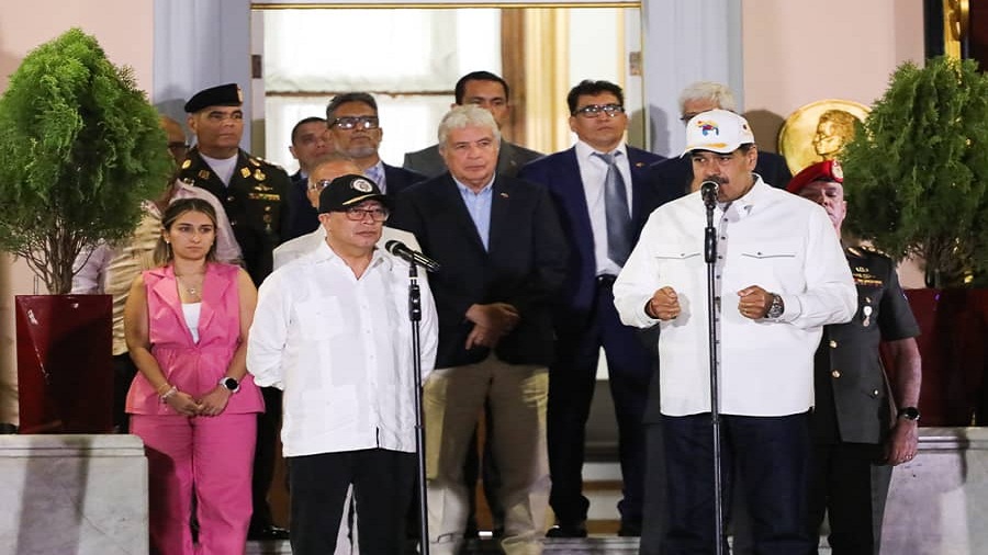Concluyó con éxito la reunión entre Petro y Maduro (Minci)