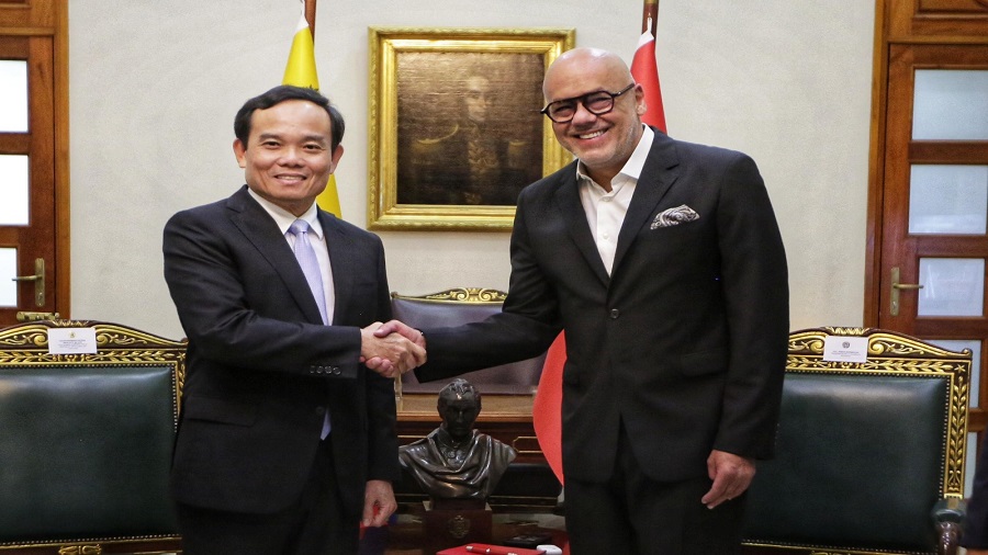 Directiva de la AN se reunió con viceprimer ministro de Vietnam