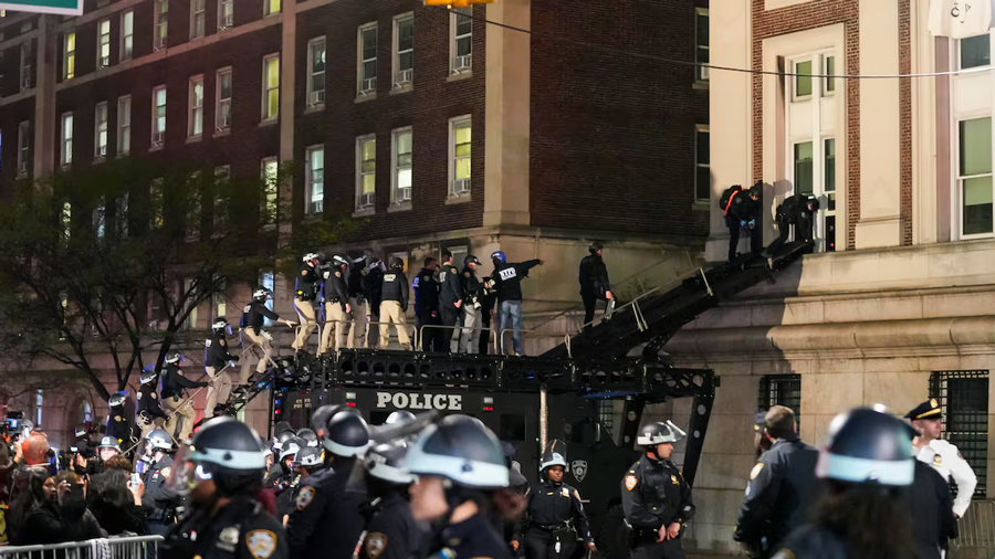 Policía de New York interviene en la Universidad de Columbia