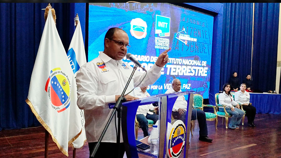 El presidente del INTT, Gabriel Aguana Rodríguez, explicó como será la nueva licencia de conducir