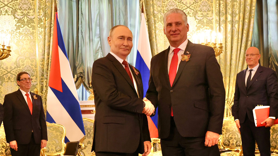 Presidentes Vladimir Putin (Rusia) y Miguel Díaz-Canel (Cuba)