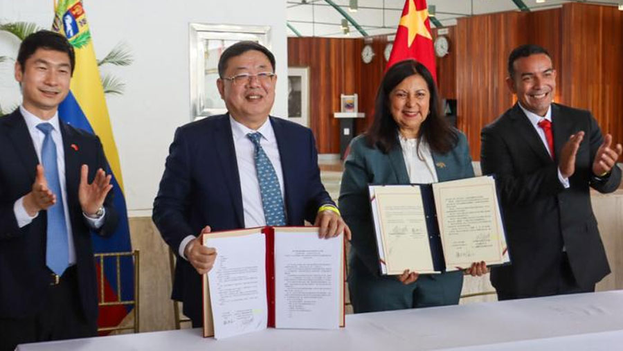 Venezuela y China fortalecen sus relaciones en materia de turismo y agricultura
