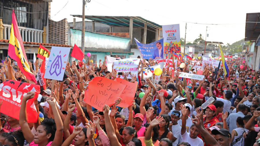 Marea roja llenó las calles de Caripito estado Monagas en repudio a las san