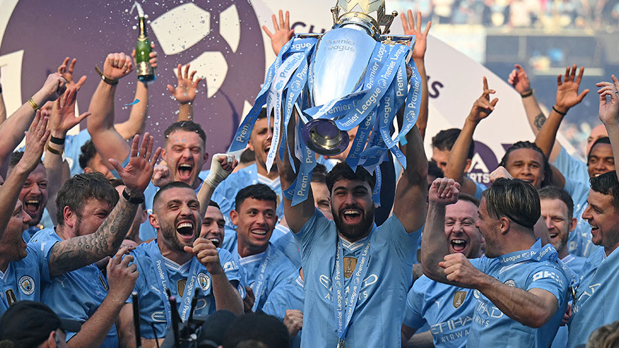 Manchester City gana por dos puntos un nuevo título de la Premier League