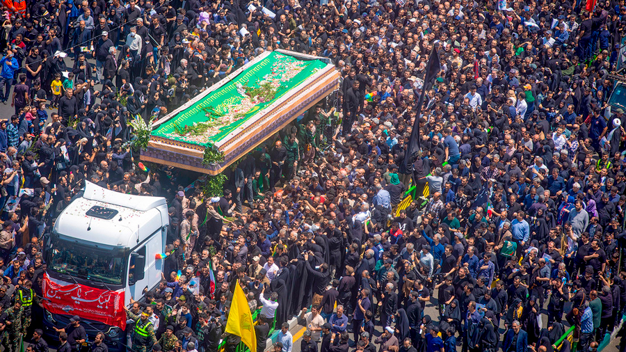 Funeral de Ebrahim Raisi en Mashhad