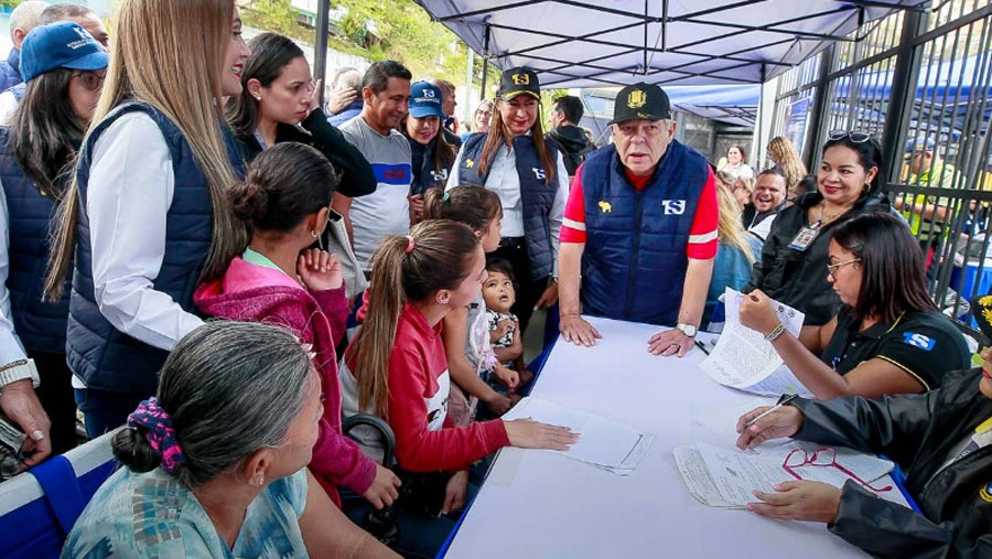 Despliegan Tribunales Móviles en la parroquia El Valle en Caracas 