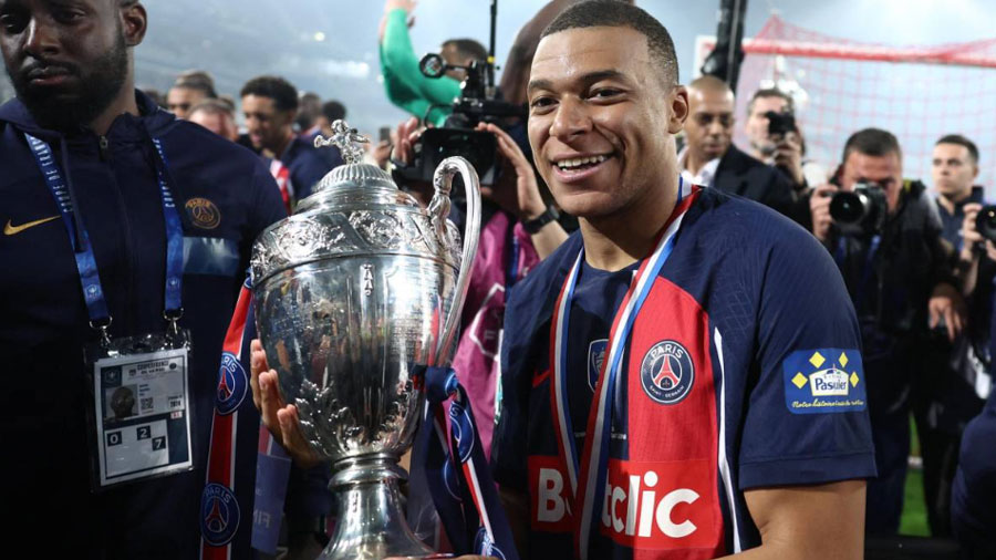 El Paris Saint-Germain le dice adiós a Mbappé con una Copa de Francia