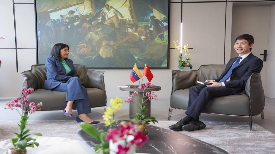 Venezuela revisa acuerdos de cooperación con China