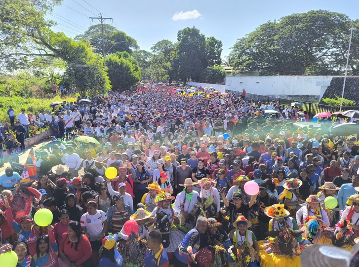 Chavismo se moviliza en apoyo al Presidente Maduro y defensa de la ...