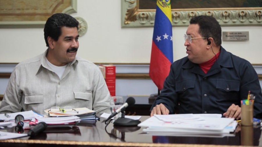 Presidente Nicolás Maduro y el expresidente Hugo Chávez