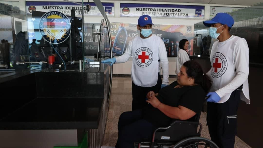 Arribó al país tercer vuelo con 208 venezolanos repatriados desde EE. UU. Arribó al país tercer vuelo con 208 venezolanos repatriados desde EE. UU.