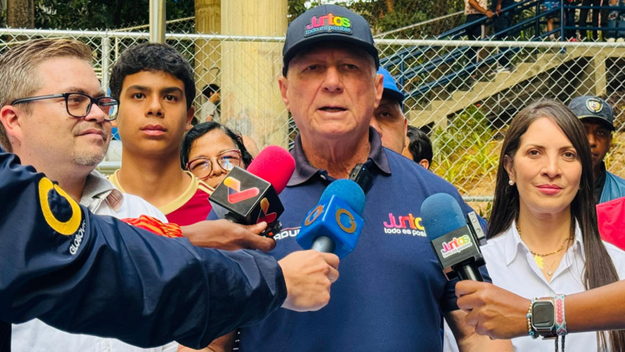 Juntos Todo Es Posible remodeló cancha de usos múltiples en Residencias ...