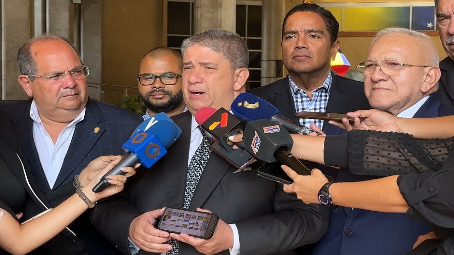 José Gregorio Correa, vocero de la Alianza Democrática