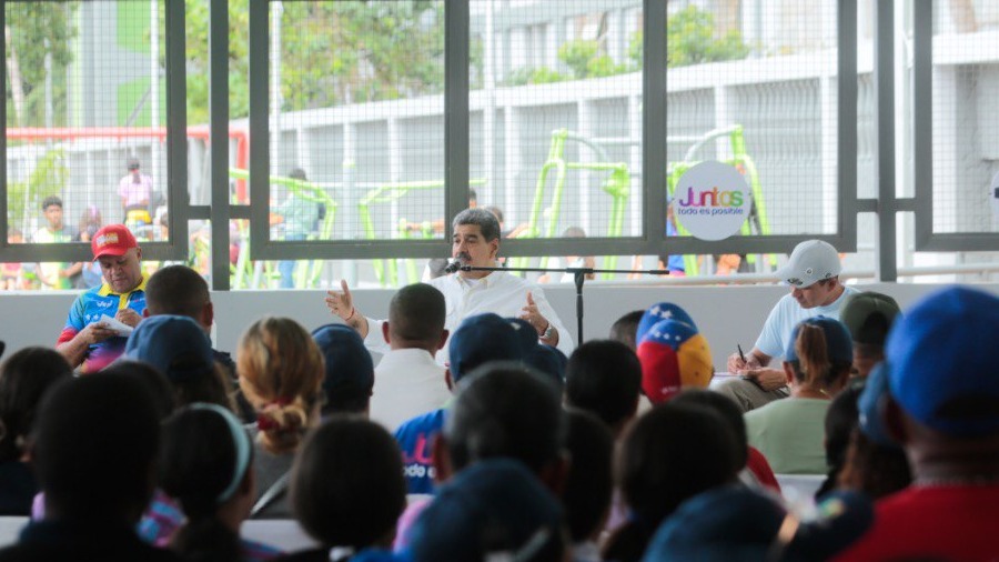Presidente Nicolás Maduro en La Guaira Presidente Nicolás Maduro en La Guaira