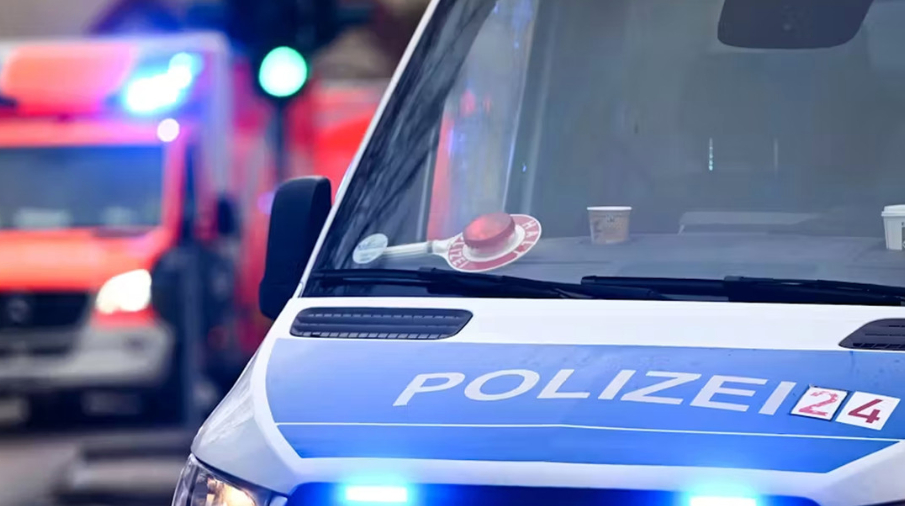 Un carro embiste a una multitud en Berlín dejando a tres personas heridas