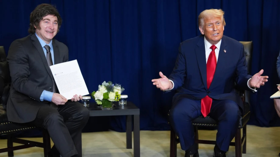 Trump recibe a Milei para mostrarle su apoyo en el momento más delicado ...