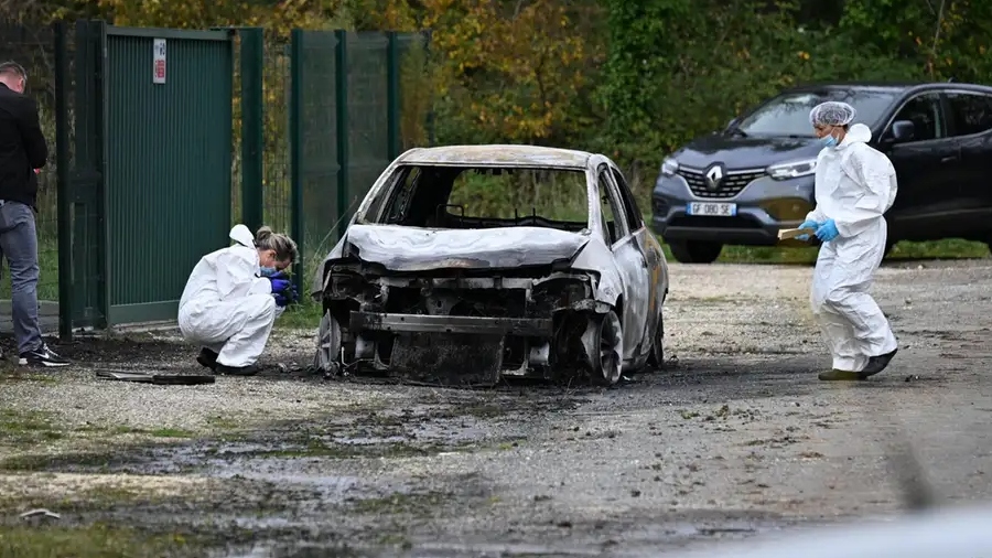 Detienen al hombre que dejó diez heridos en un atropello múltiple al oeste de Francia Detienen al hombre que dejó diez heridos en un atropello múltiple al oeste de Francia