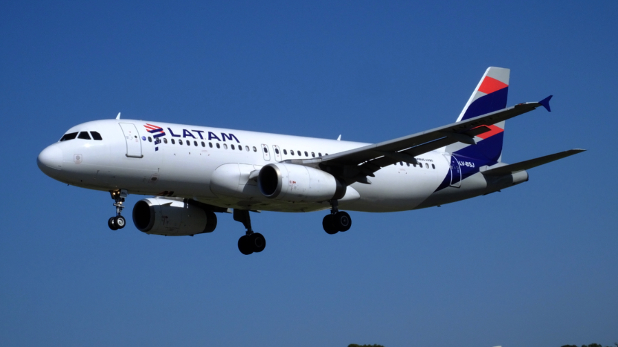 La aerolínea Latam reanudará los vuelos de Bogotá a Caracas