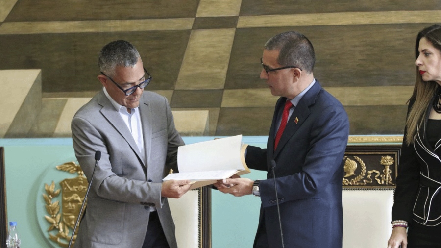 Mas de 6.400 personas han solicitado beneficio de la Ley de Amnistía, informó Jorge Arreaza