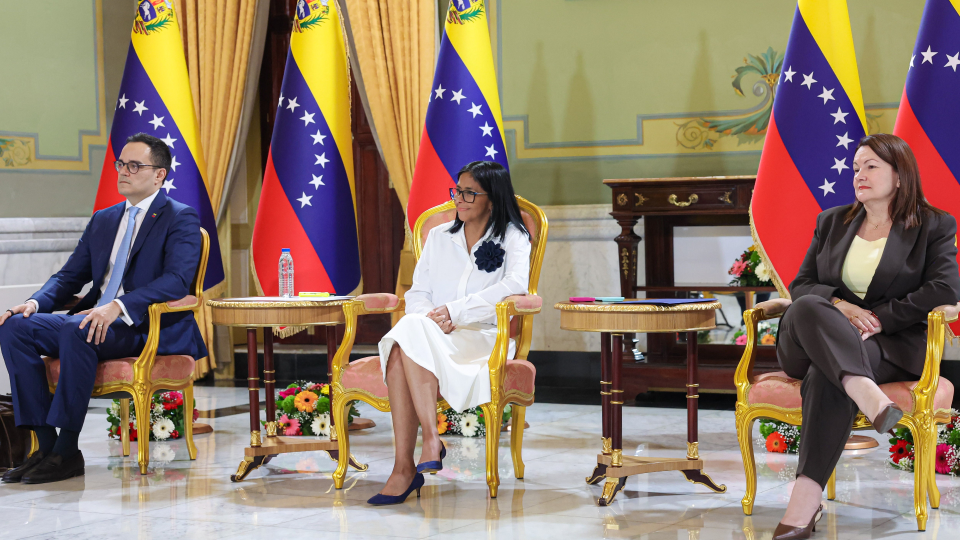 PDVSA: RATIFICACION DE OBREGON Y ACUERDOS CON CHEVRON