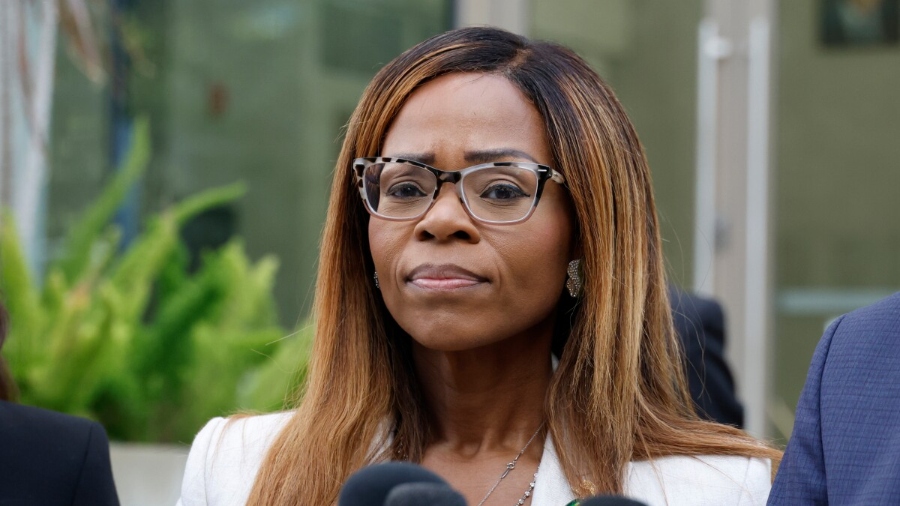 Sheila Cherfilus-McCormick, congresista demócrata.jpg