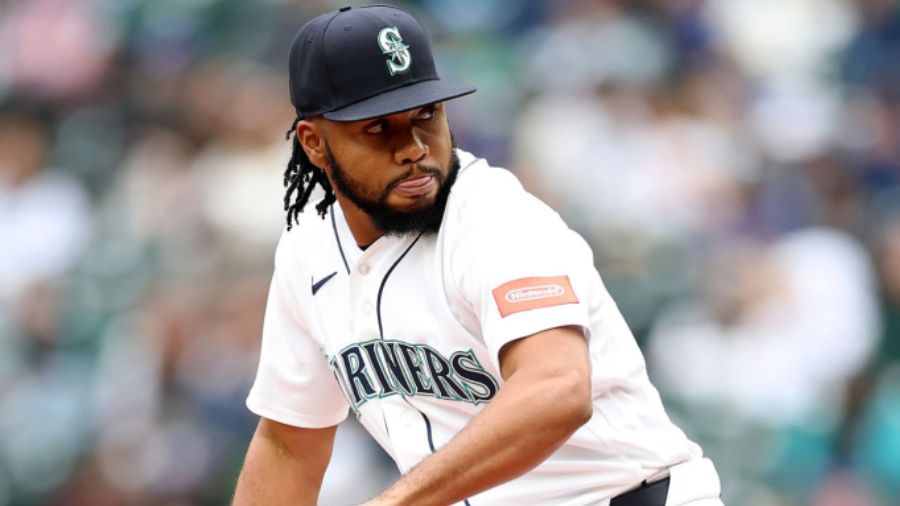 Eduard Bazardo mantiene jerarquía en el bullpen de Seattle 