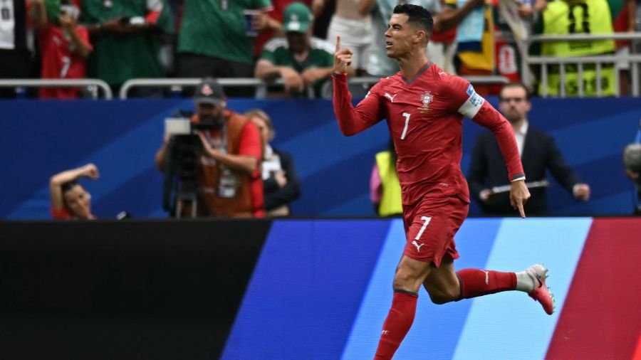 CR7