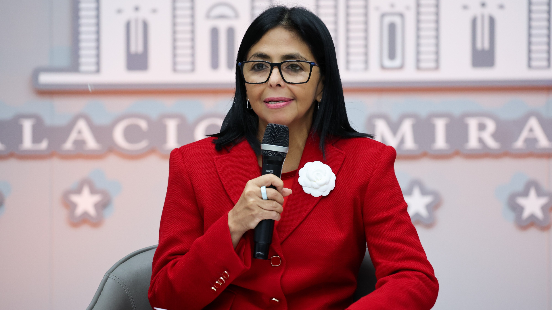 Presidenta (E) destaca crecimiento de nuevos comercios en 147% (Cortesía) Presidenta (E) destaca crecimiento de nuevos comercios en 147% (Cortesía)